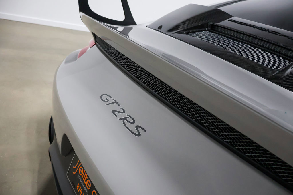 Used 2018 Porsche 911 GT2 RS w/ Weissach Package RWD image 77