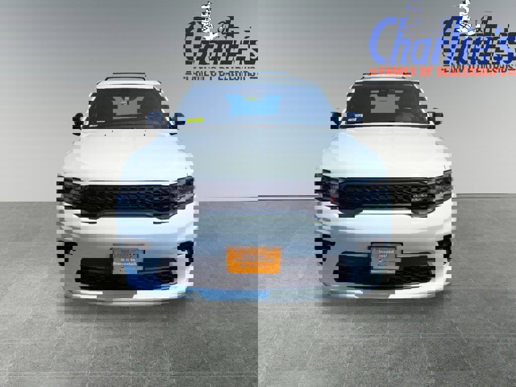 Used 2024 Dodge Durango GT image 2