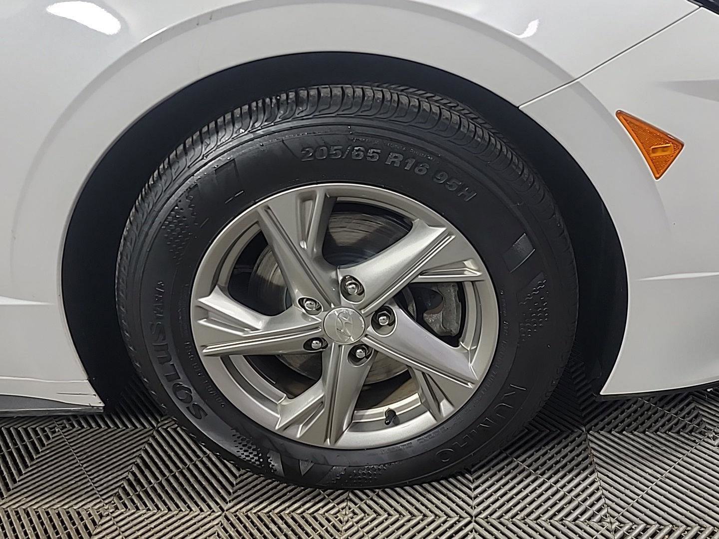 Used 2022 Hyundai Sonata SE image 3