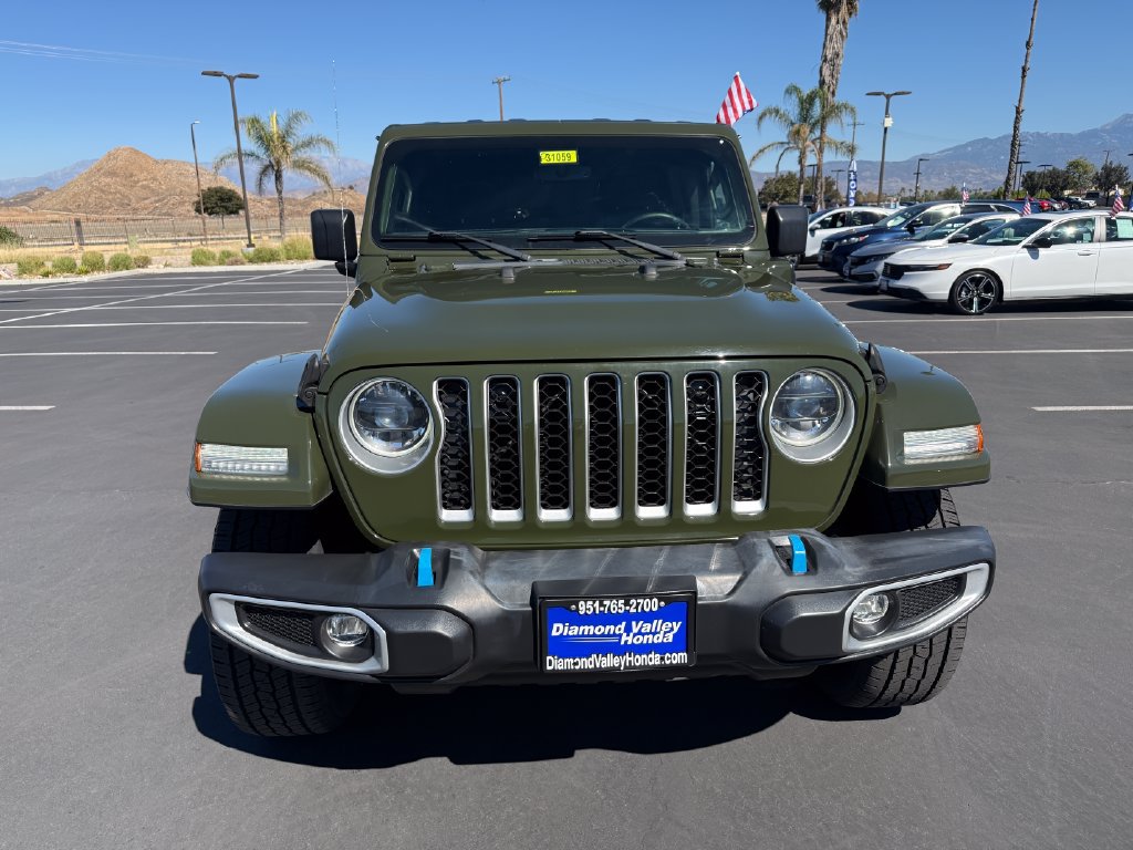 Used 2023 Jeep Wrangler Unlimited Sahara AWD/4WD image 2
