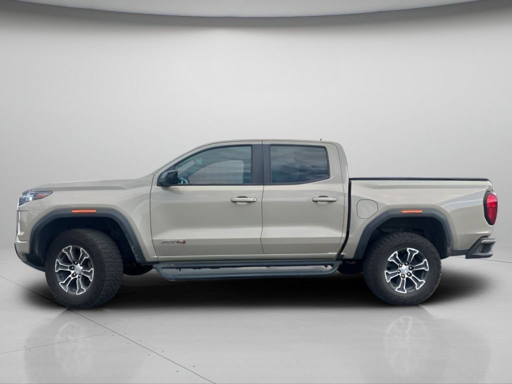 Used 2023 GMC Canyon AT4 w/ AT4 Premium Package AWD/4WD image 15