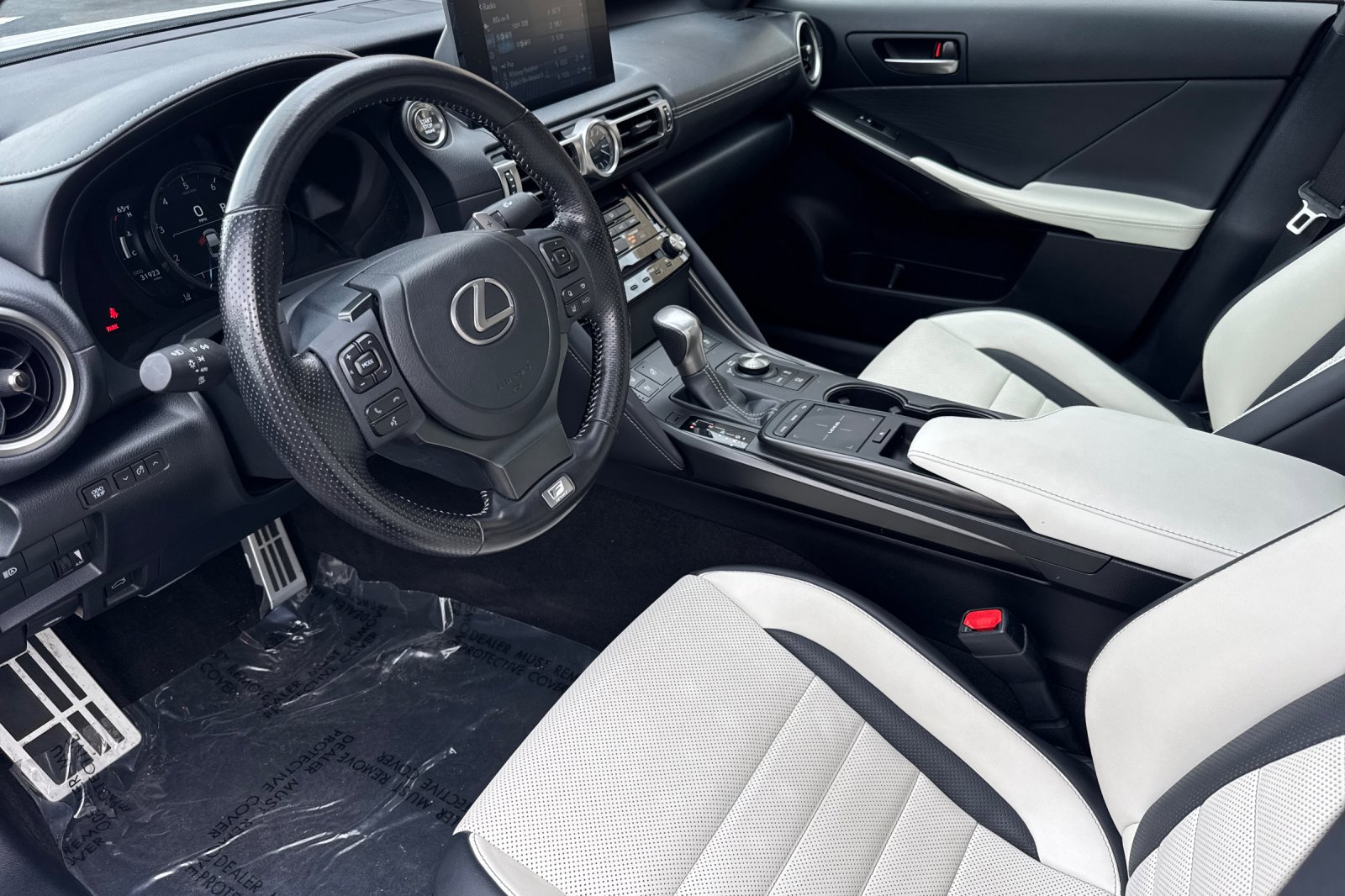 Used 2022 Lexus IS 350 F Sport w/ Accessory Package RWD image 4