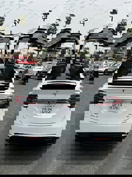 Used 2016 Tesla Model X 75D image 19