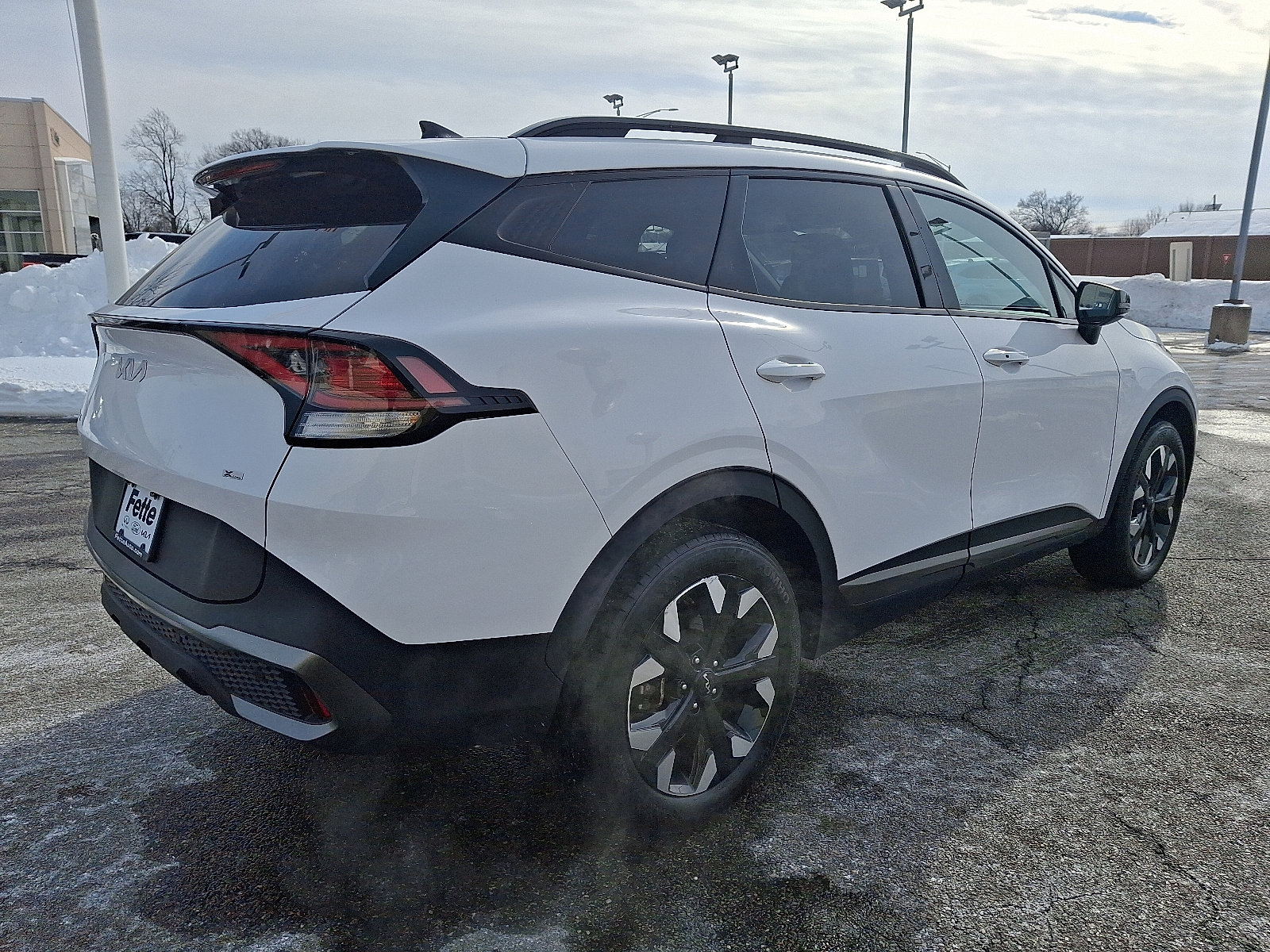 Certified 2023 Kia Sportage X-Line image 4