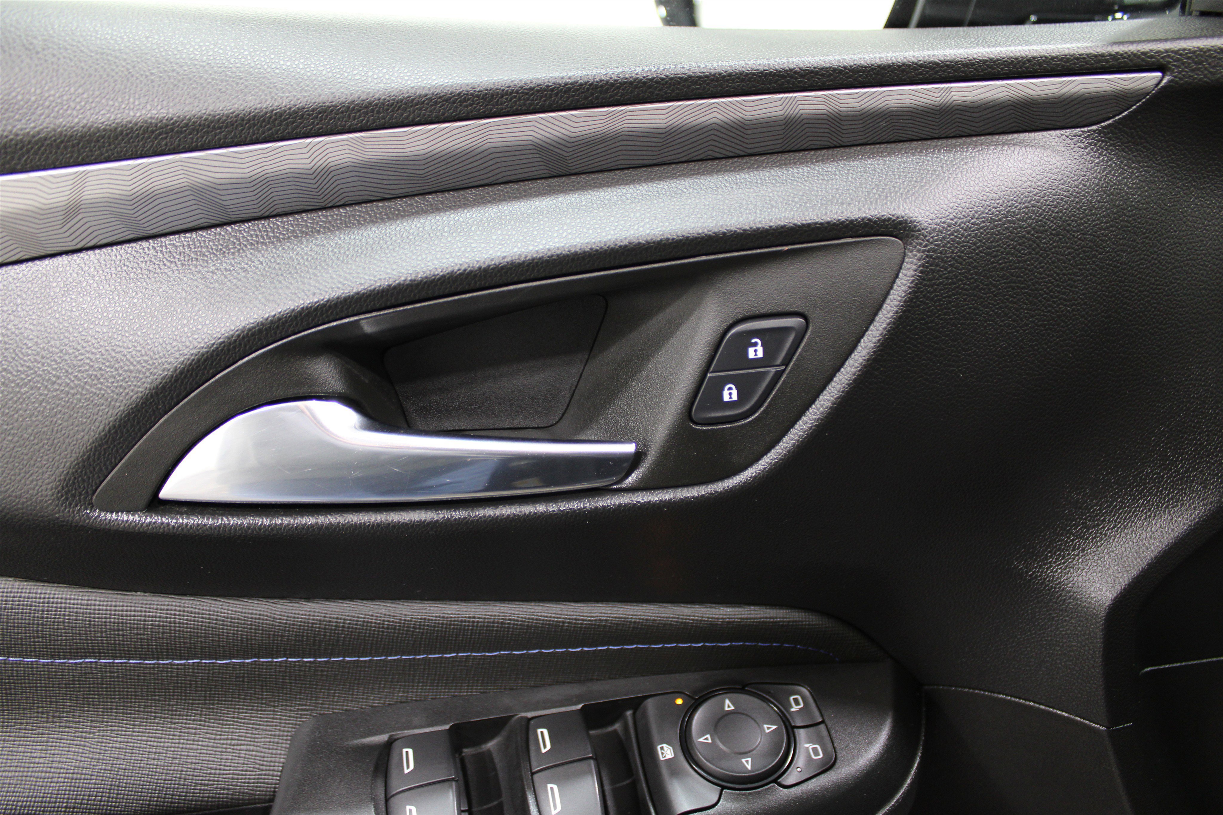 Used 2024 Buick Envista Sport Touring w/ Convenience I Package image 8