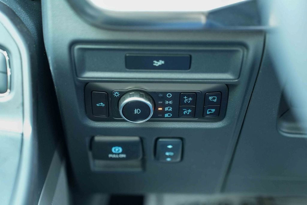 Used 2026 Ford F150 Lariat AWD/4WD image 29