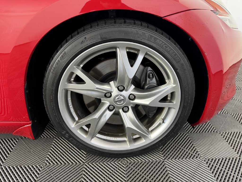 Used 2010 Nissan 370Z Touring w/ Sport Pkg RWD image 27