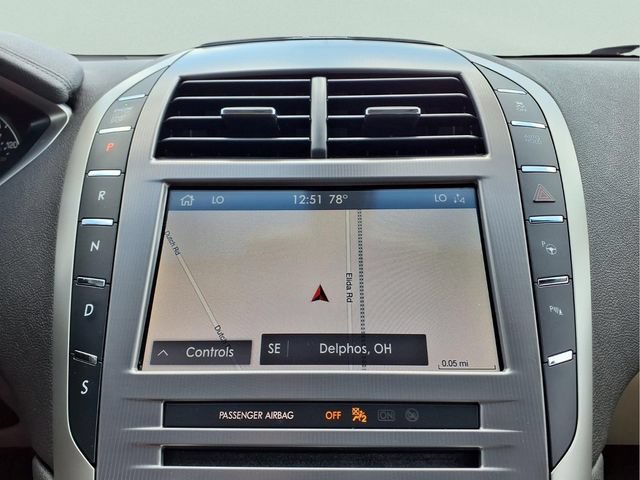Used 2020 Lincoln MKZ Reserve w/ Monochromatic Package FWD image 24