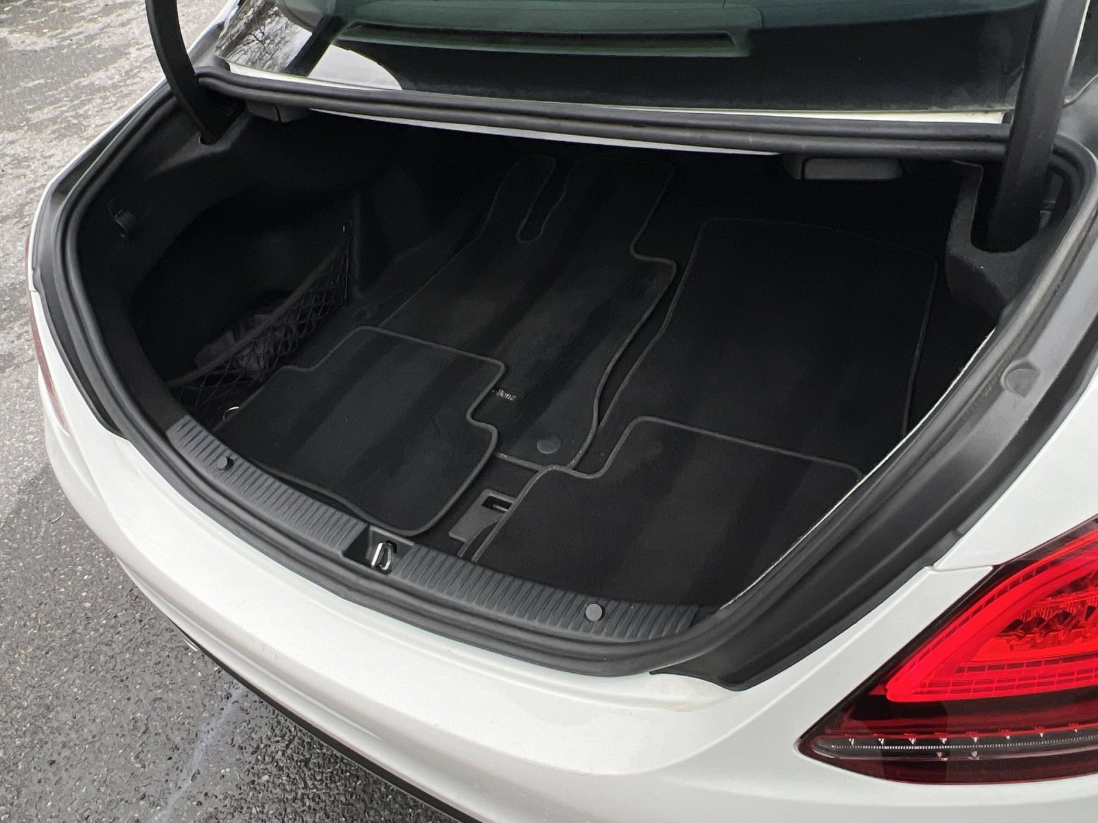 Used 2019 Mercedes-Benz C 300 C 300 image 24