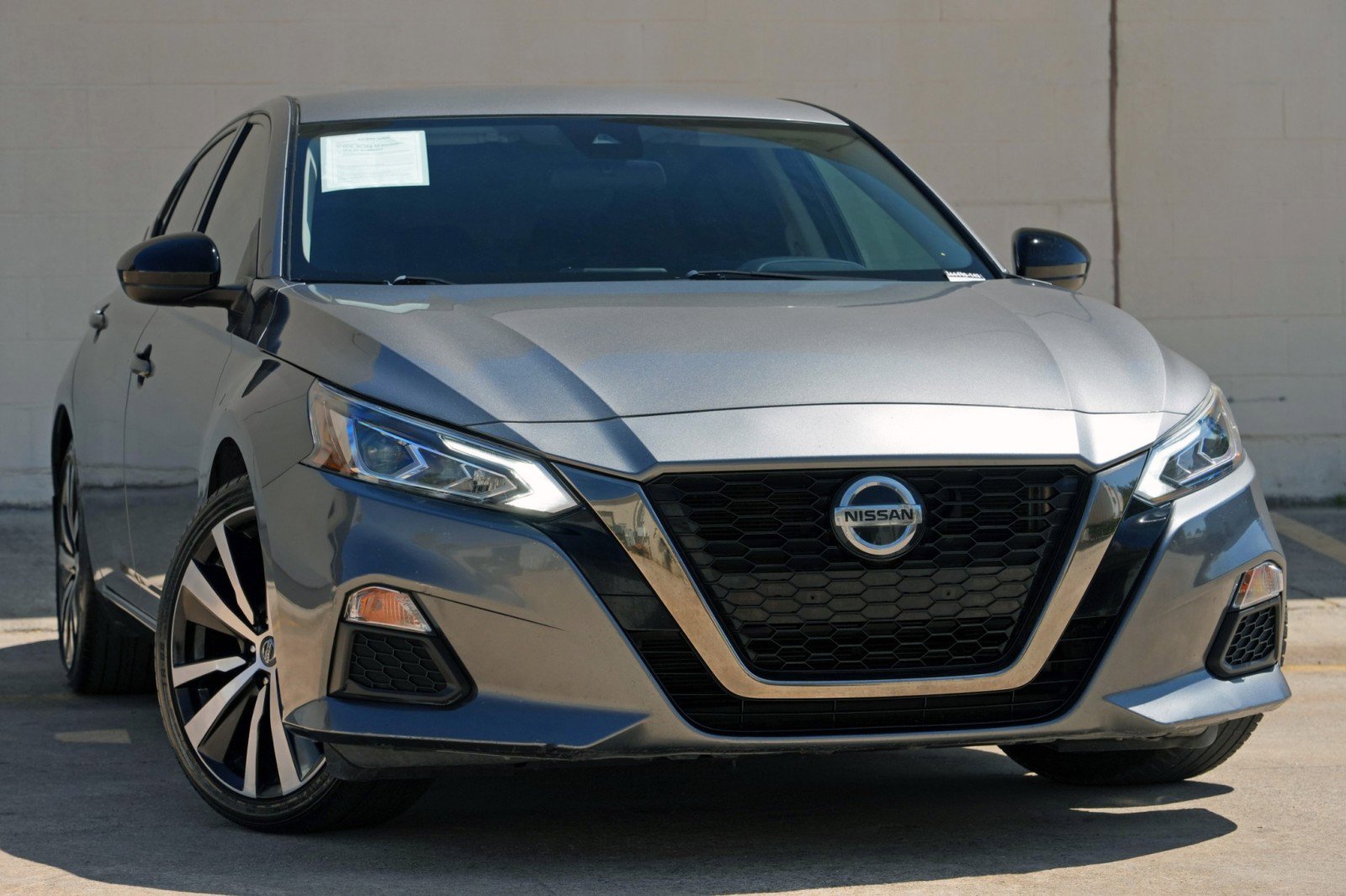 Used 2021 Nissan Altima 2.5 SR AWD/4WD image 2