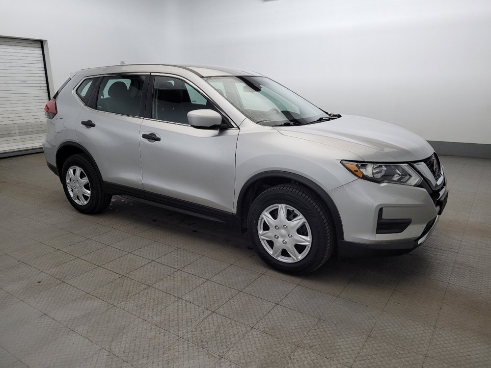 Used 2019 Nissan Rogue S image 11