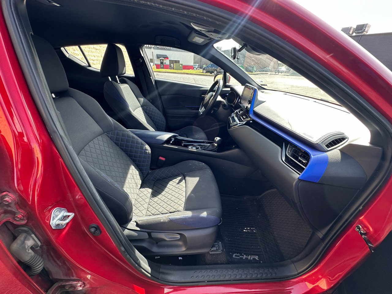 Used 2021 Toyota C-HR XLE image 11