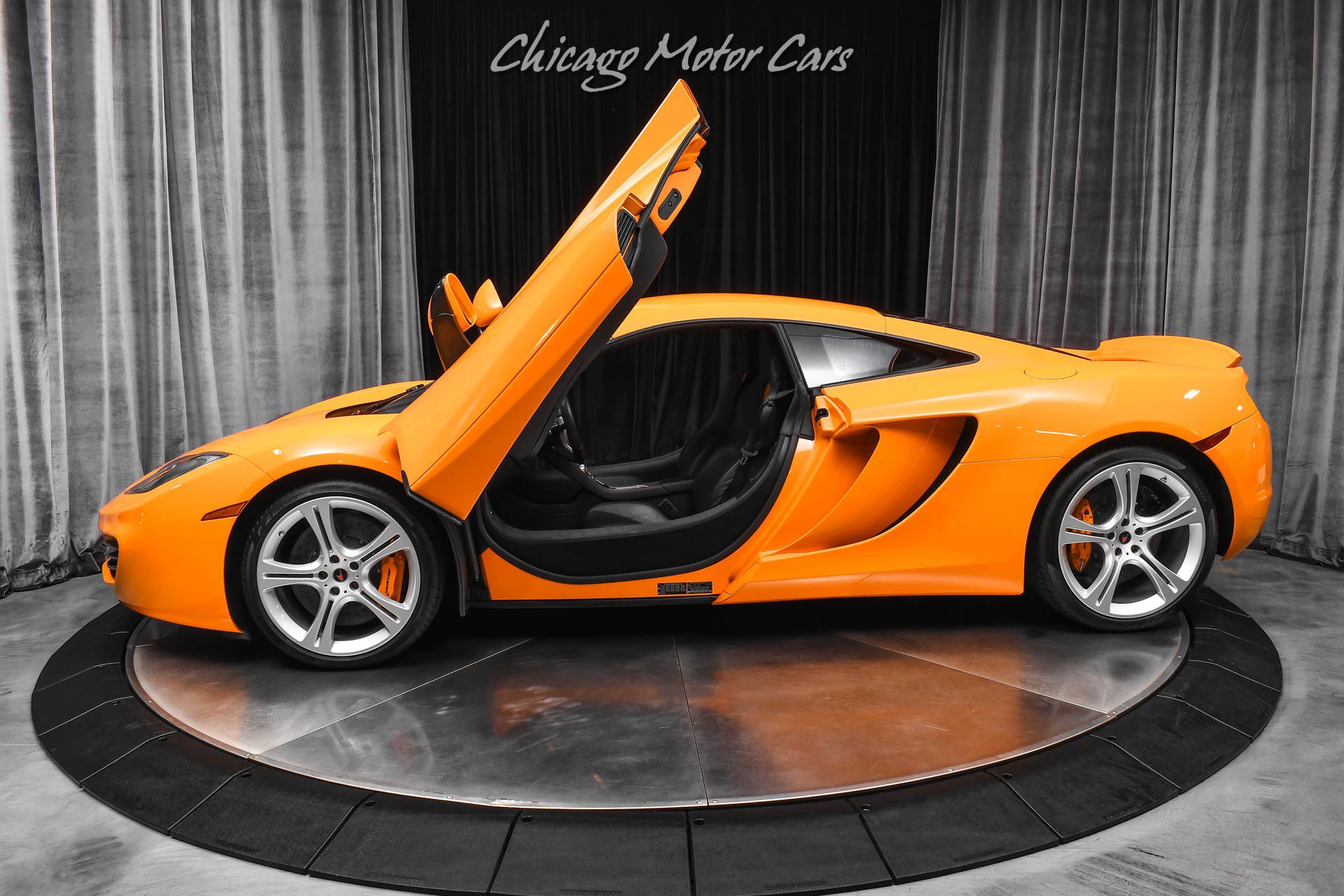 Used 2012 McLaren MP4-12C Coupe RWD image 1