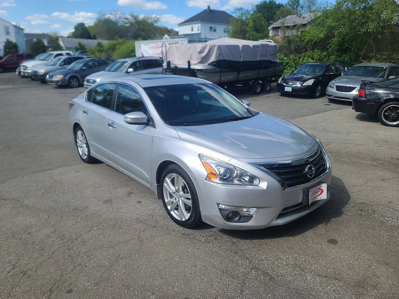 Used 2015 Nissan Altima 3.5 SL FWD image 10