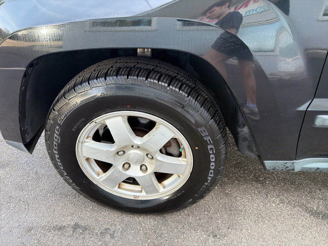 Used 2009 Jeep Grand Cherokee Laredo image 14