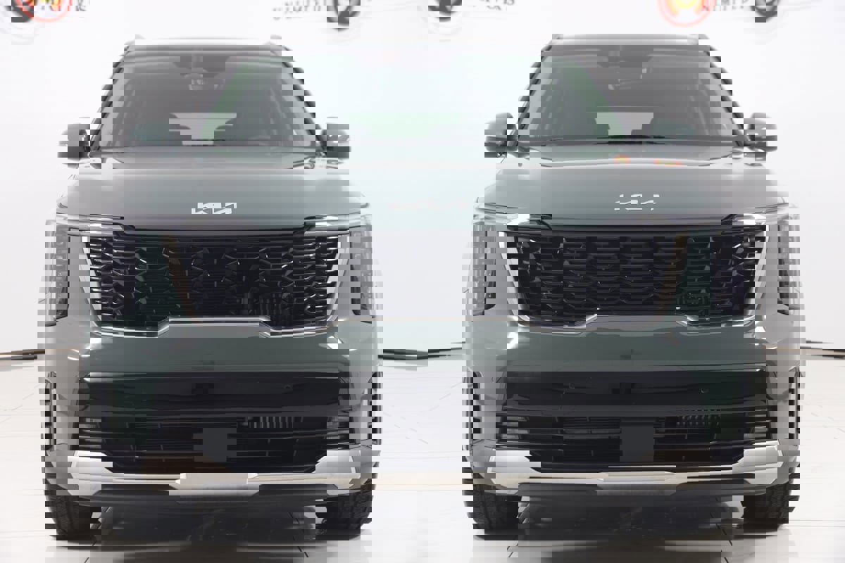 Used 2025 Kia Sorento EX image 58