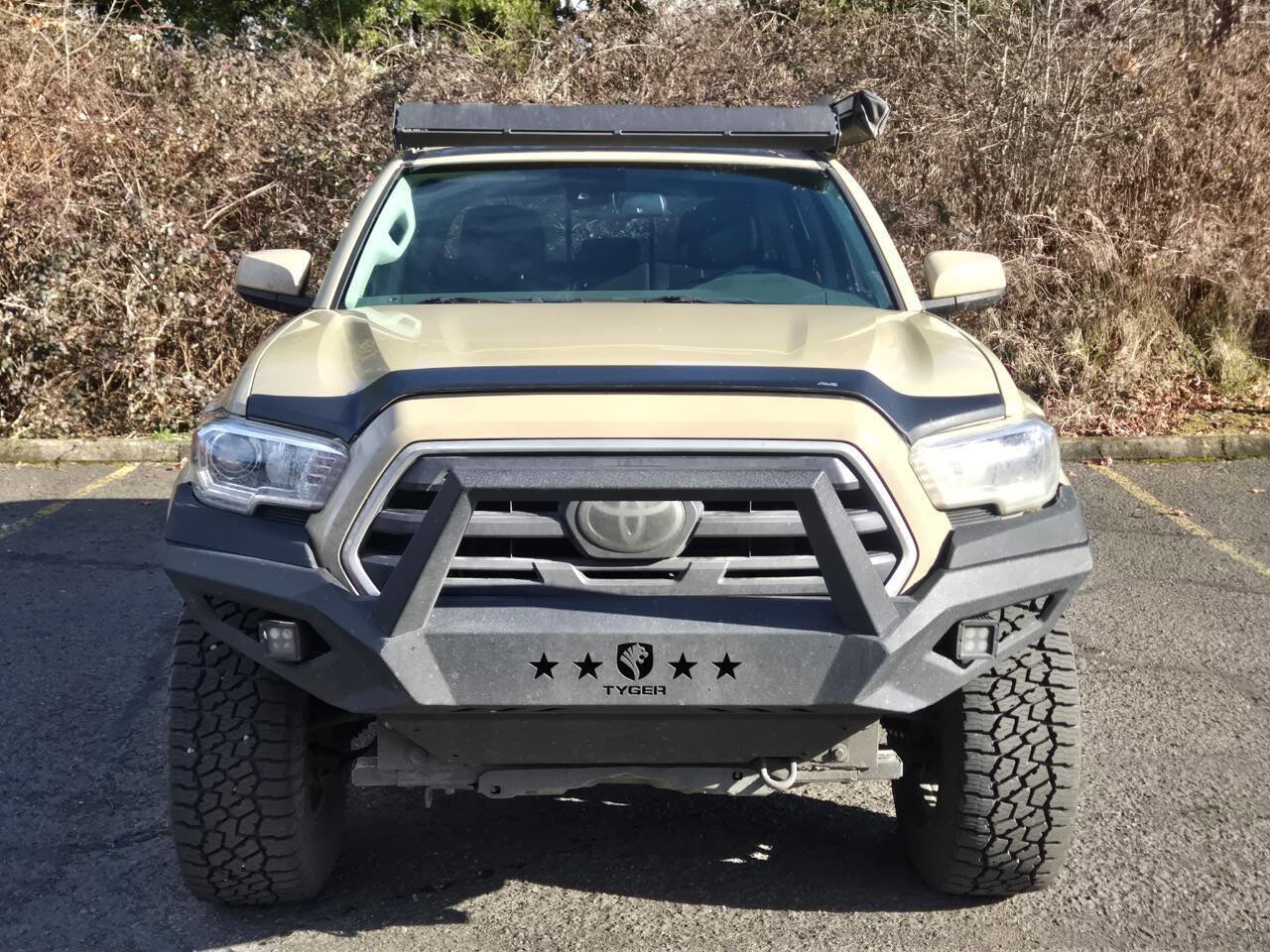 Used 2019 Toyota Tacoma TRD Off-Road image 2