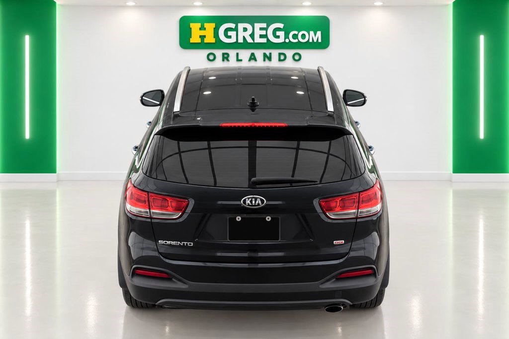 Used 2017 Kia Sorento AWD image 8