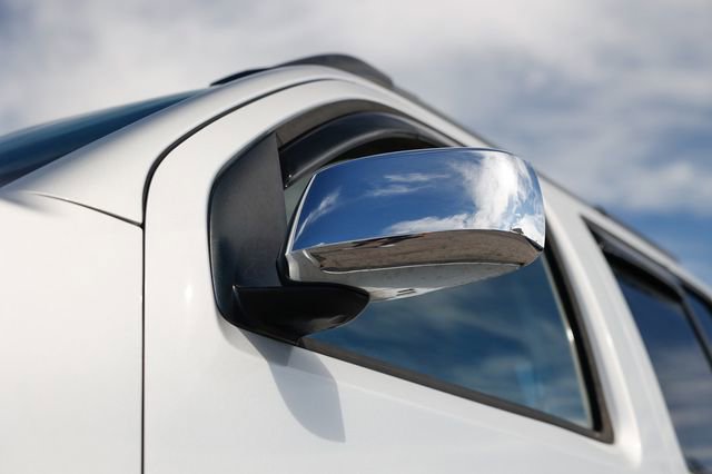 Used 2012 Nissan Frontier SL image 38