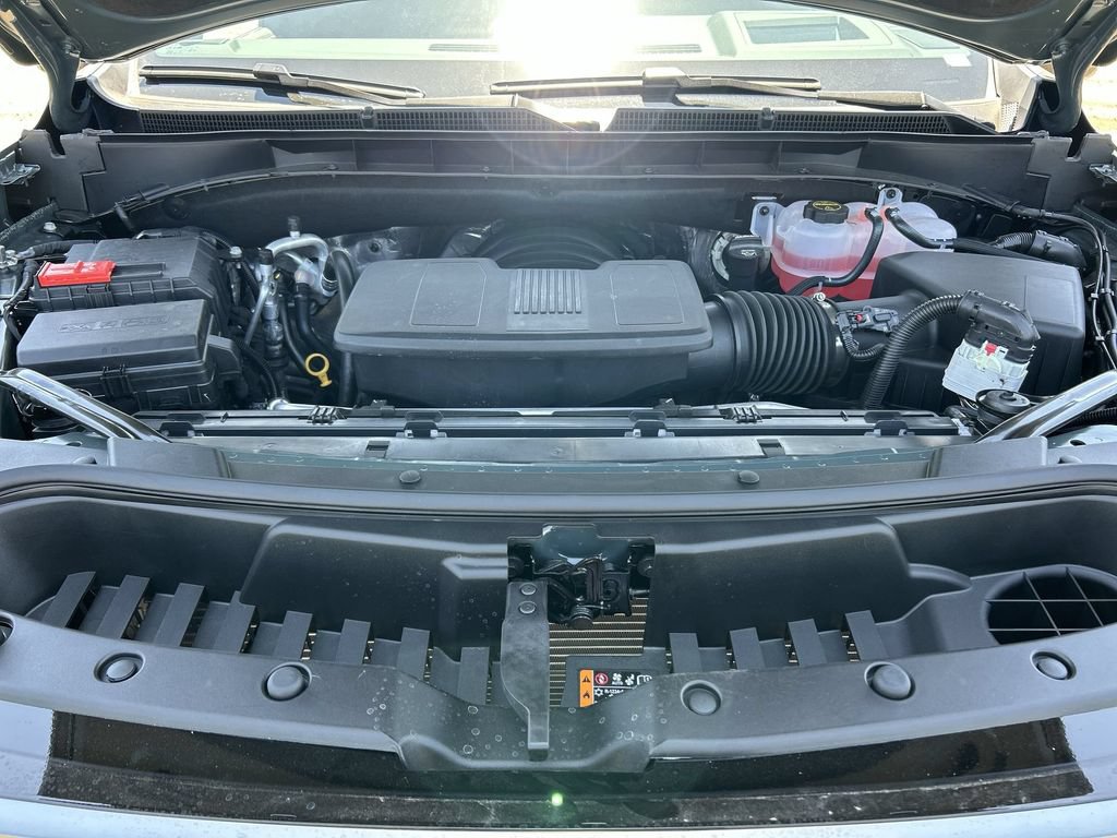 New 2026 GMC Yukon XL AT4 w/ AT4 Premium Plus Package AWD/4WD image 31