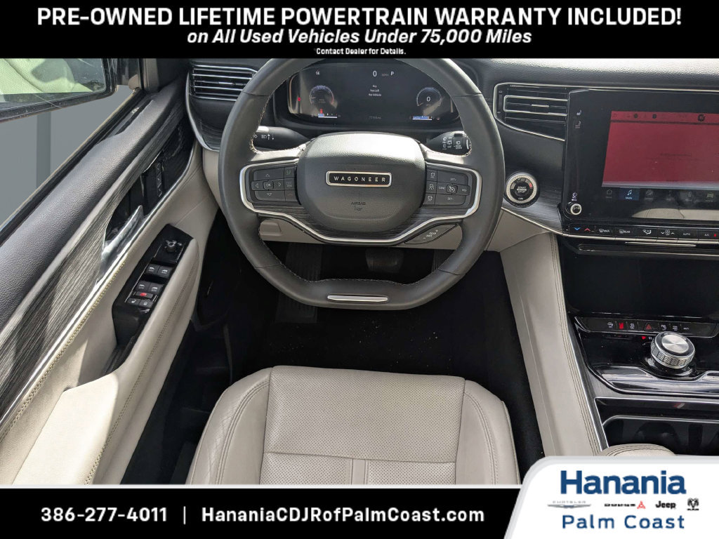 Used 2024 Jeep Wagoneer L Series II RWD image 15