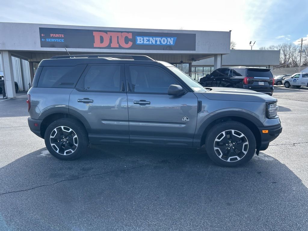 Used 2021 Ford Bronco Sport Outer Banks image 3