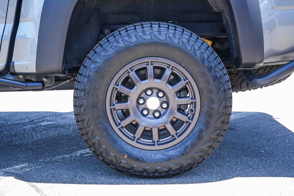 Used 2022 Chevrolet Colorado ZR2 w/ Colorado ZR2 Bison Edition AWD/4WD image 12