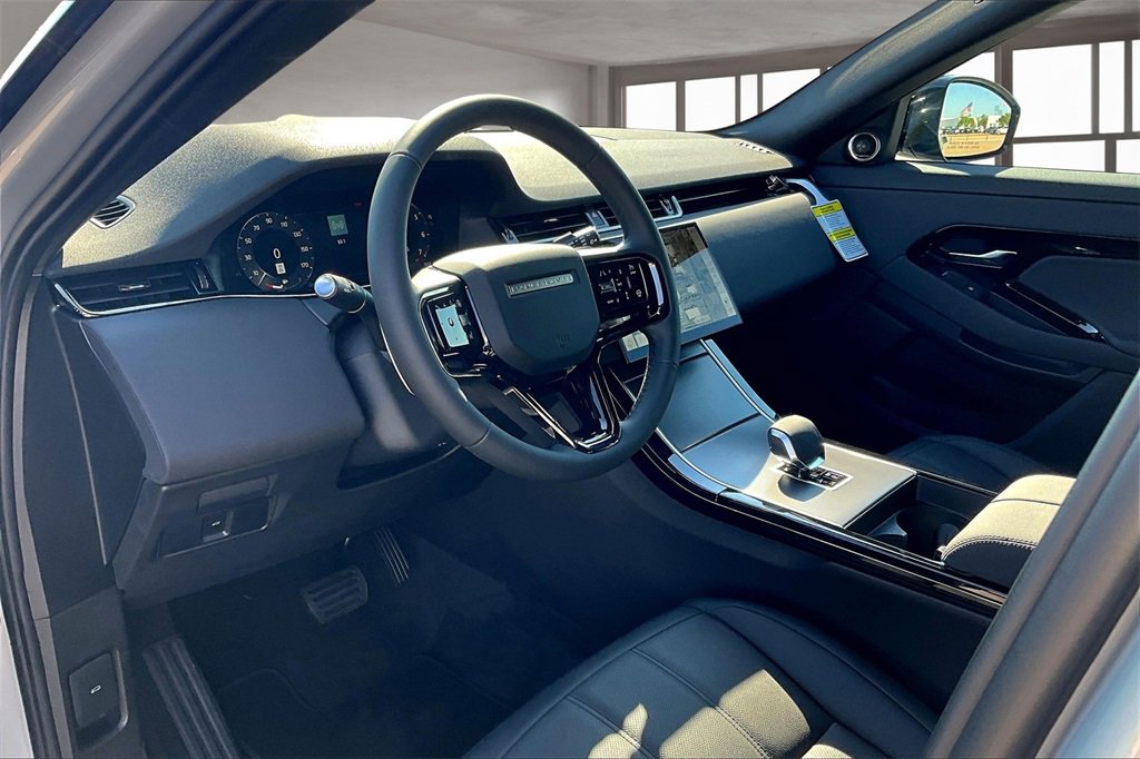 New 2026 Land Rover Range Rover Evoque S image 6