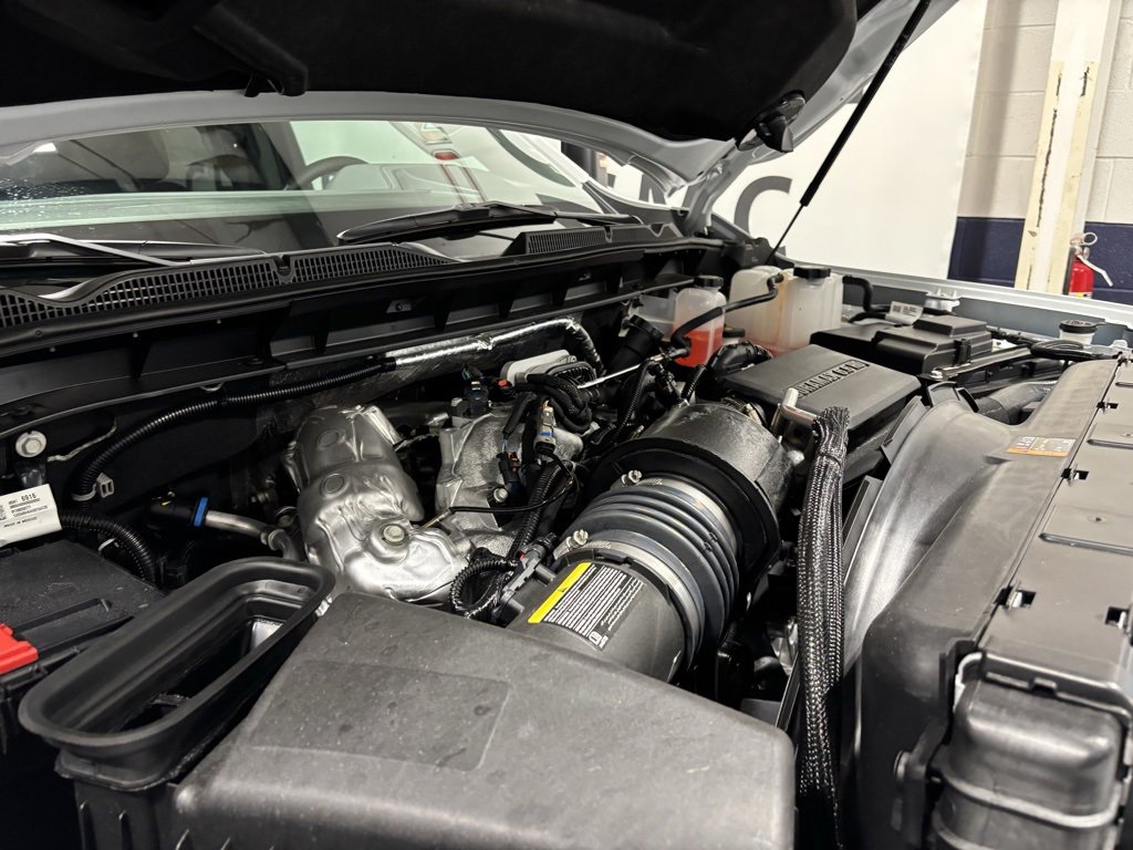 New 2025 GMC Sierra 2500 SLE w/ Preferred Package image 3
