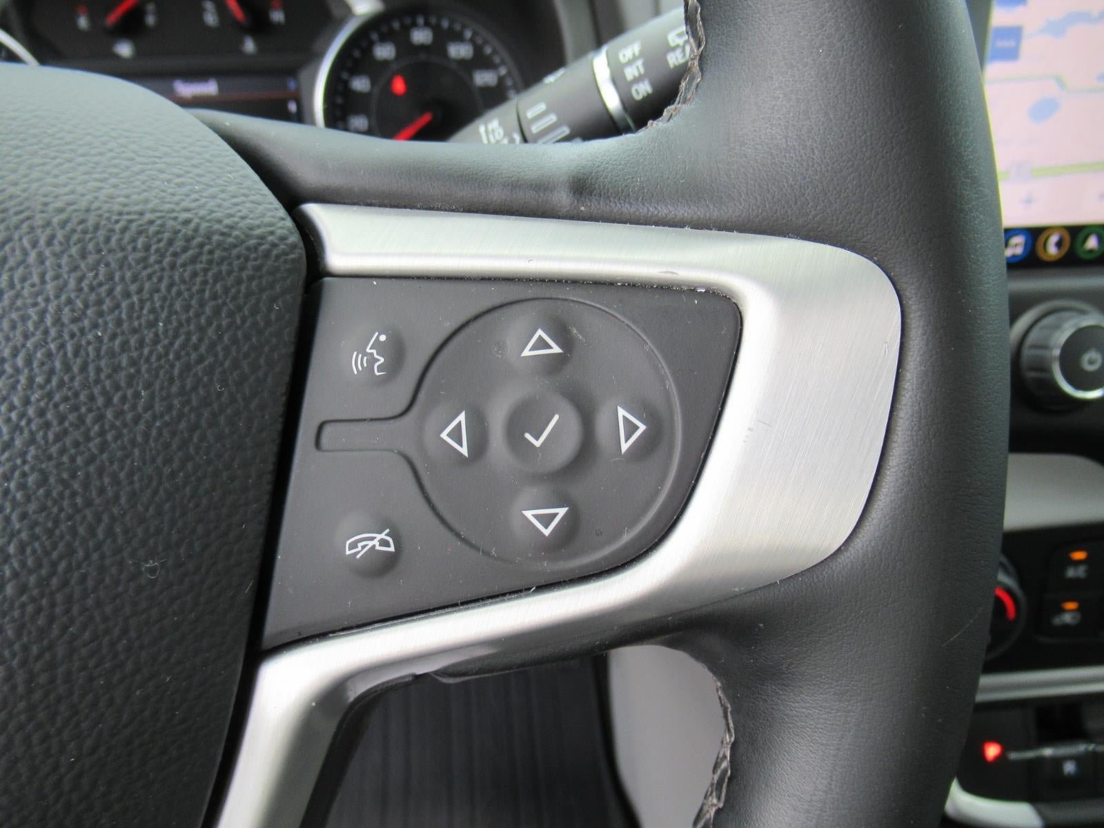 Used 2024 GMC Terrain SLT w/ Infotainment Package II FWD image 24