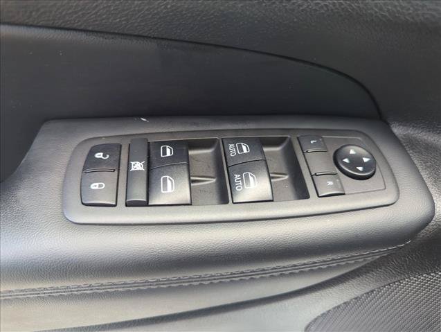 Used 2021 Jeep Grand Cherokee Laredo X AWD/4WD image 28