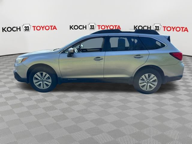 Used 2017 Subaru Outback 2.5i Premium AWD/4WD image 4