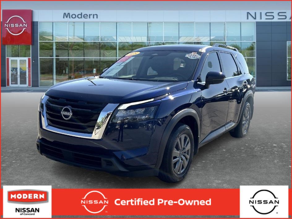 Certified 2025 Nissan Pathfinder SV