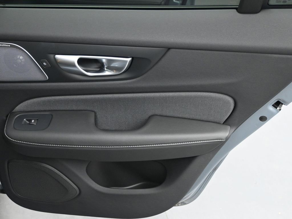 Used 2024 Volvo V60 T8 Polestar image 16