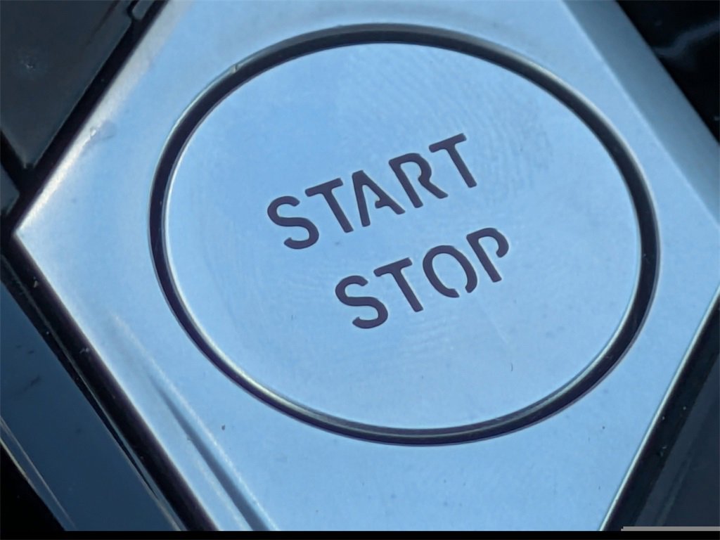 Used 2024 BMW 330e image 36