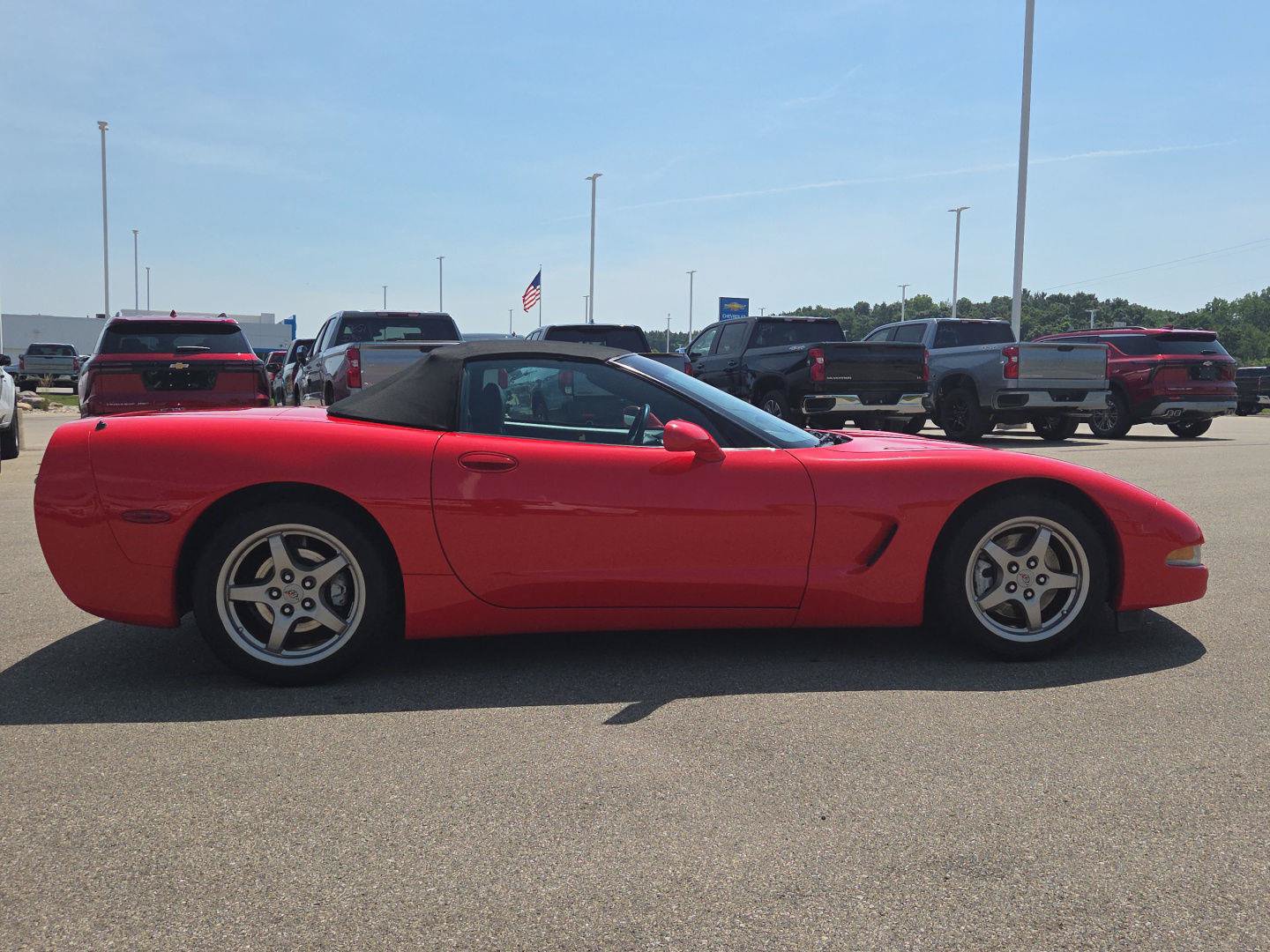 Used 2004 Chevrolet Corvette Convertible w/ Preferred Equipment Group RWD image 6