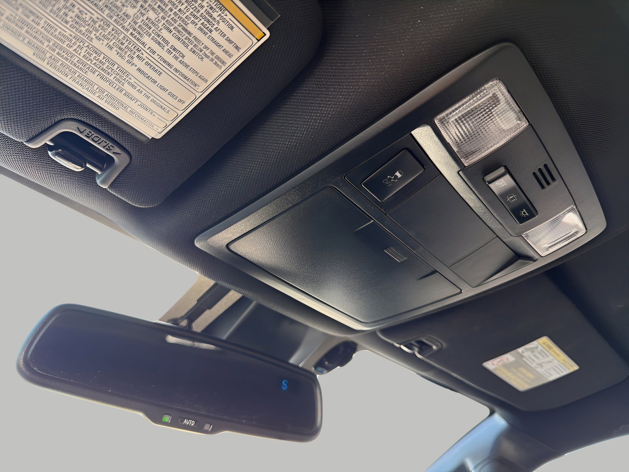 Used 2018 Toyota Tacoma TRD Sport image 22