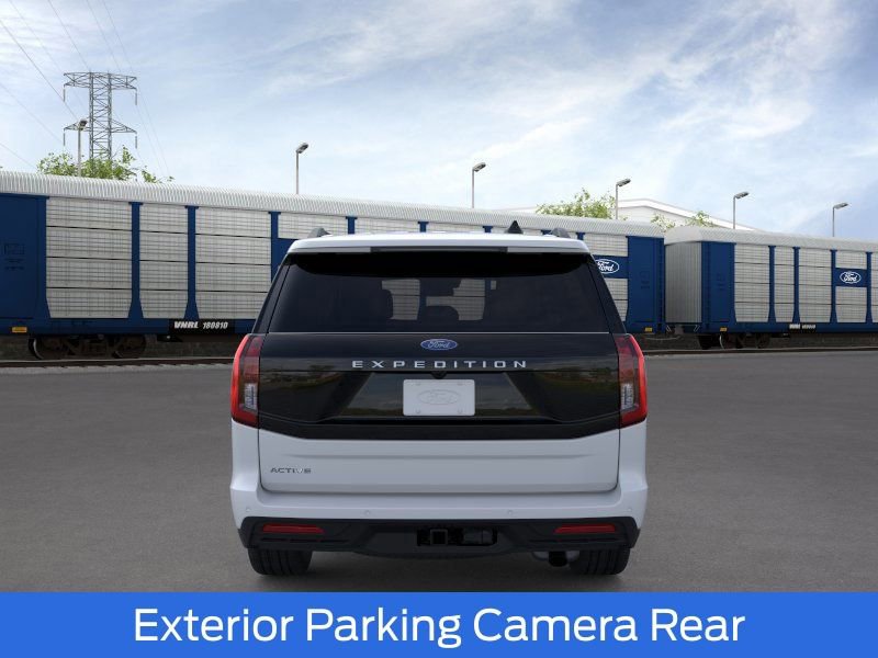 New 2026 Ford Expedition Active image 6