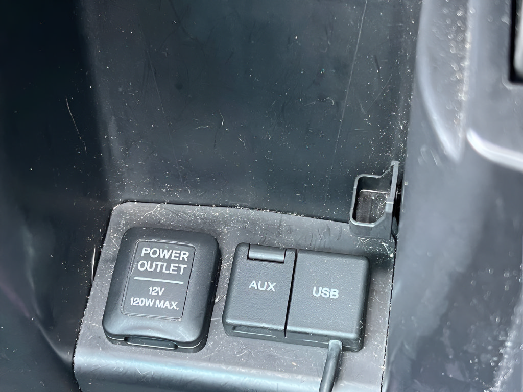 Used 2011 Honda Accord EX-L image 30