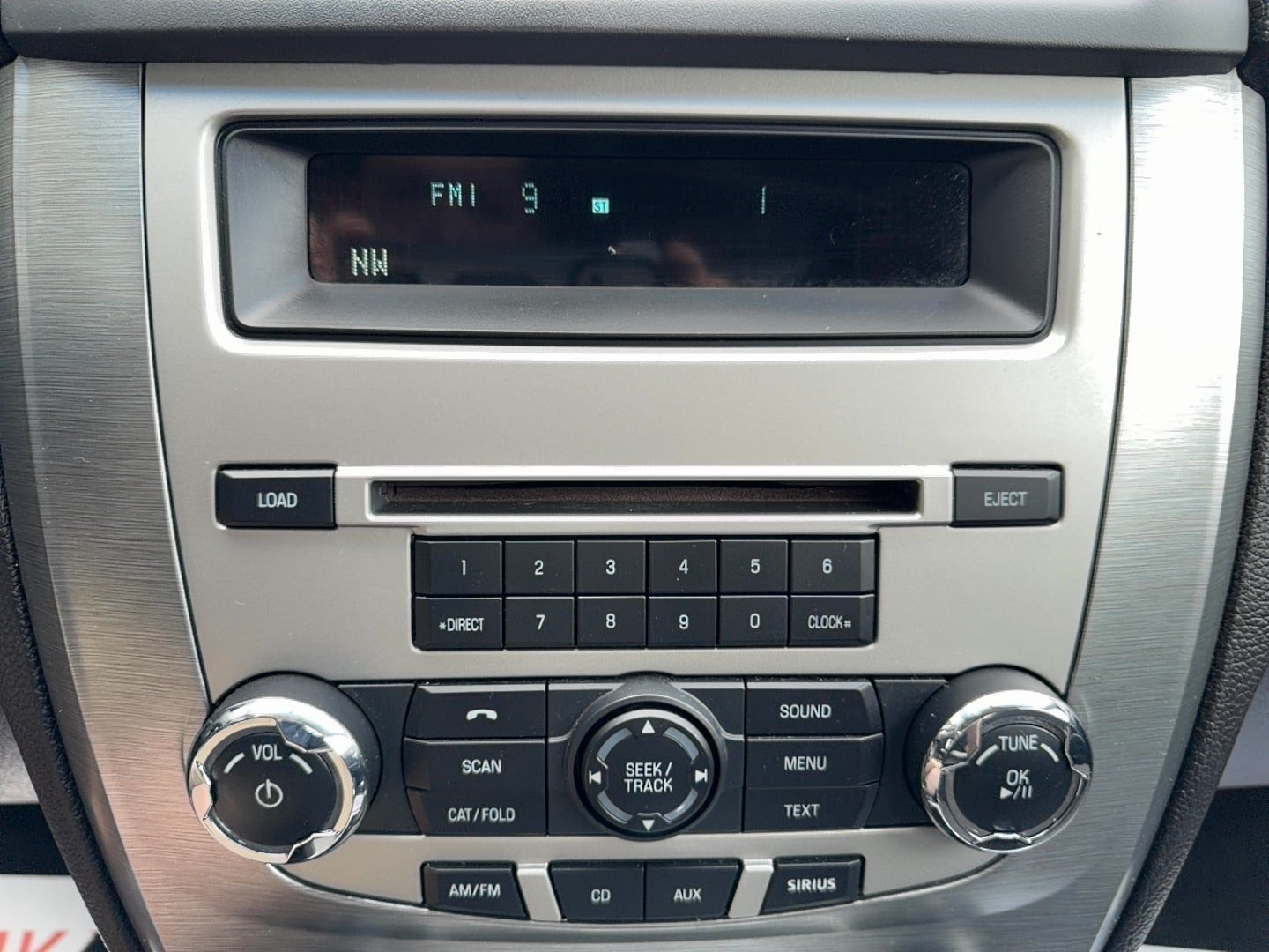 Used 2011 Ford Fusion SE w/ 202A Rapid Spec Order Code FWD image 9