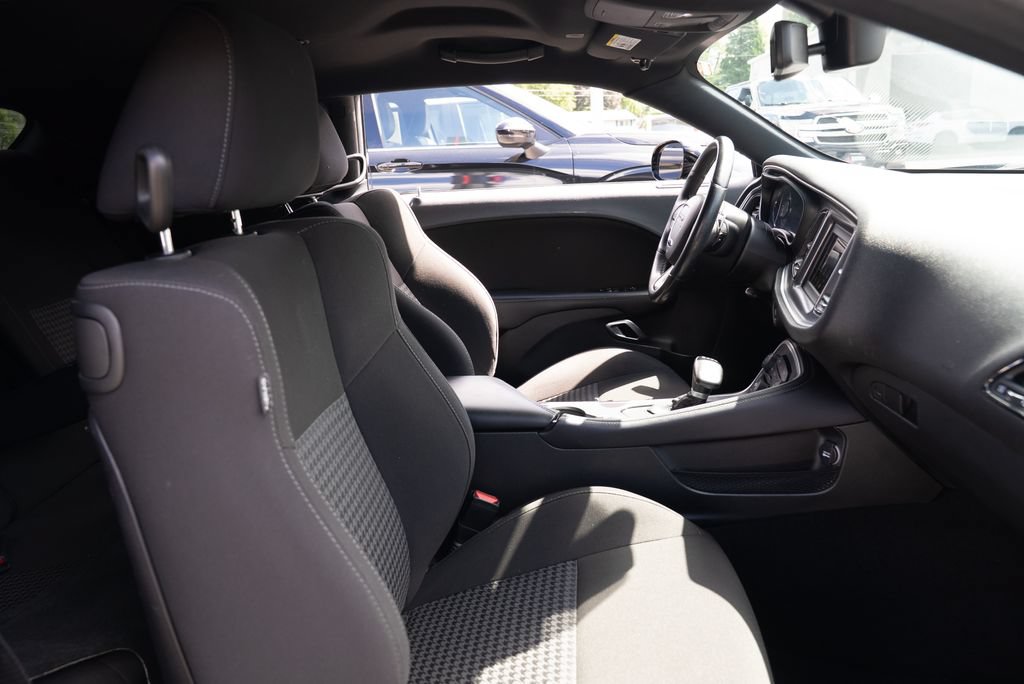 Used 2020 Dodge Challenger R/T w/ Blacktop Package RWD image 18