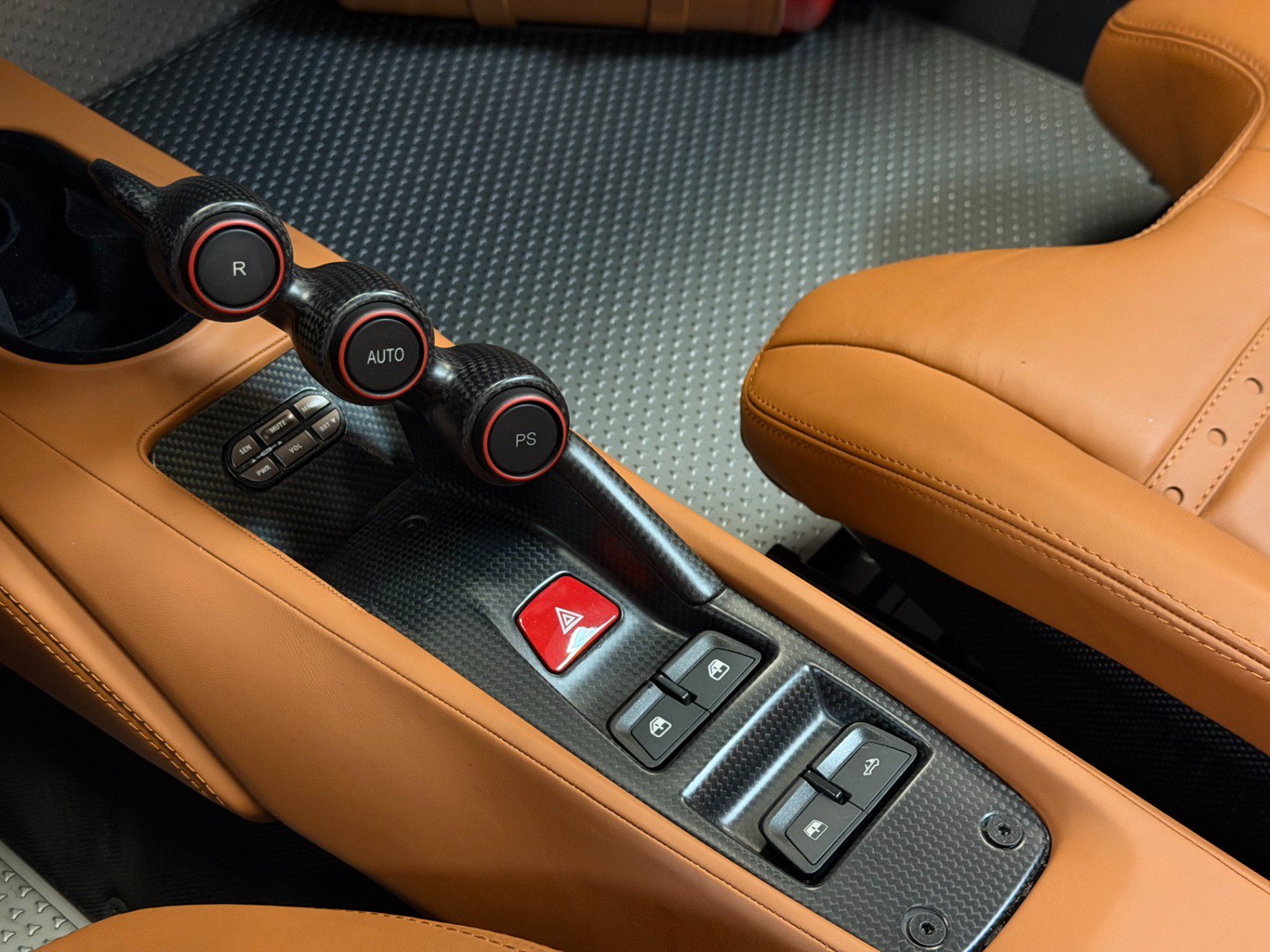 Used 2020 Ferrari 488 Pista Spider RWD image 23