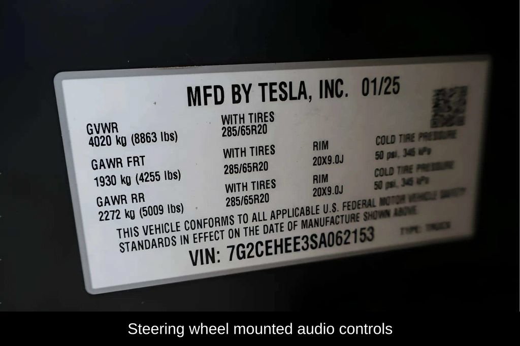 Used 2025 Tesla Cybertruck Cyberbeast AWD/4WD image 7