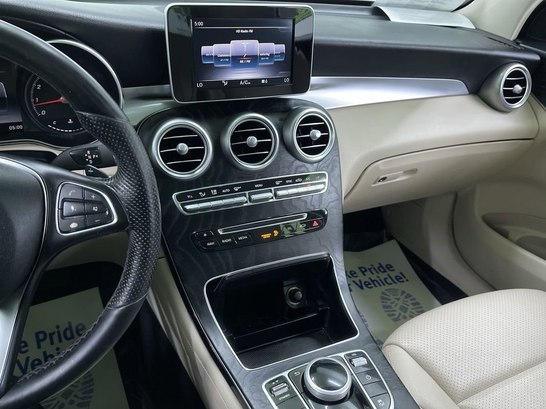 Used 2018 Mercedes-Benz GLC 300 4MATIC image 22