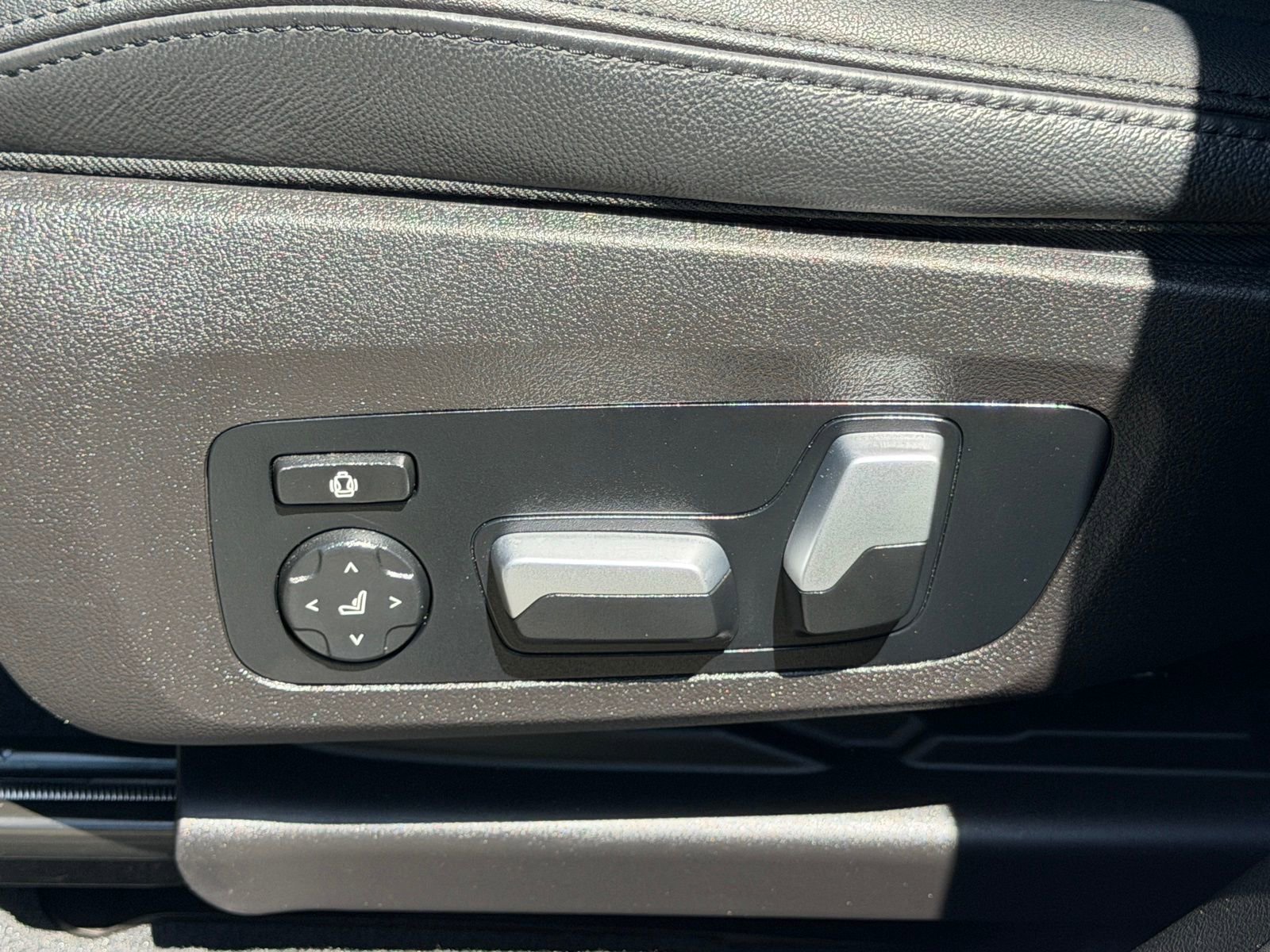 Used 2021 BMW X3 xDrive30i w/ Premium Package AWD/4WD image 25