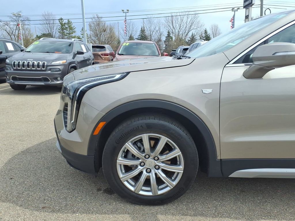 Used 2023 Cadillac XT4 Premium Luxury w/ Technology Package image 24