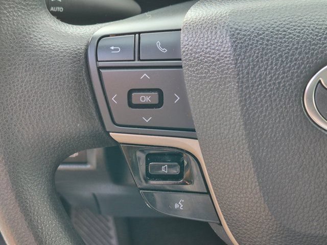 Used 2025 Toyota Camry LE FWD image 22