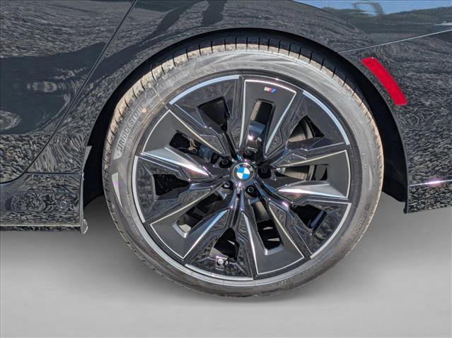 New 2026 BMW i7 xDrive60 w/ Executive Package image 10