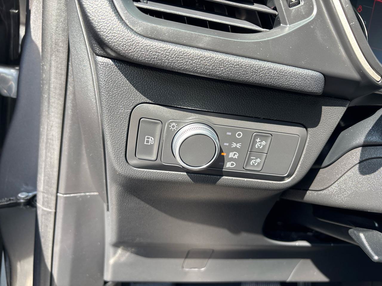 Used 2021 Ford Escape SE AWD/4WD image 12