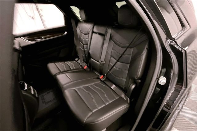 Used 2024 Cadillac XT5 Sportv w/ Platinum Package AWD/4WD image 25
